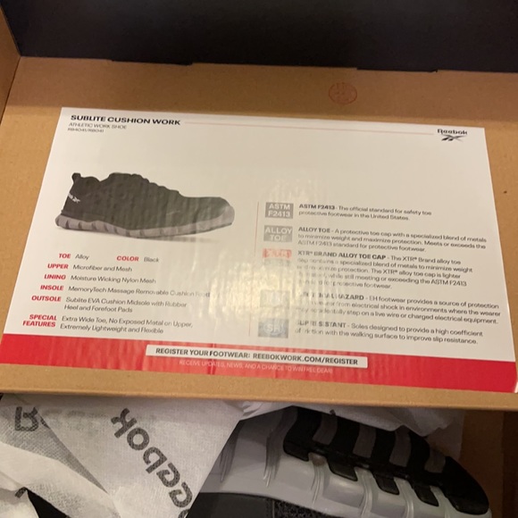 Reebok work shoes - Picture 3 of 8